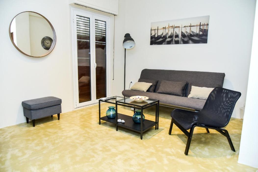 Central Apartment At Echarxia 2 Beds For 5 Pers By Mps Aten Exteriör bild